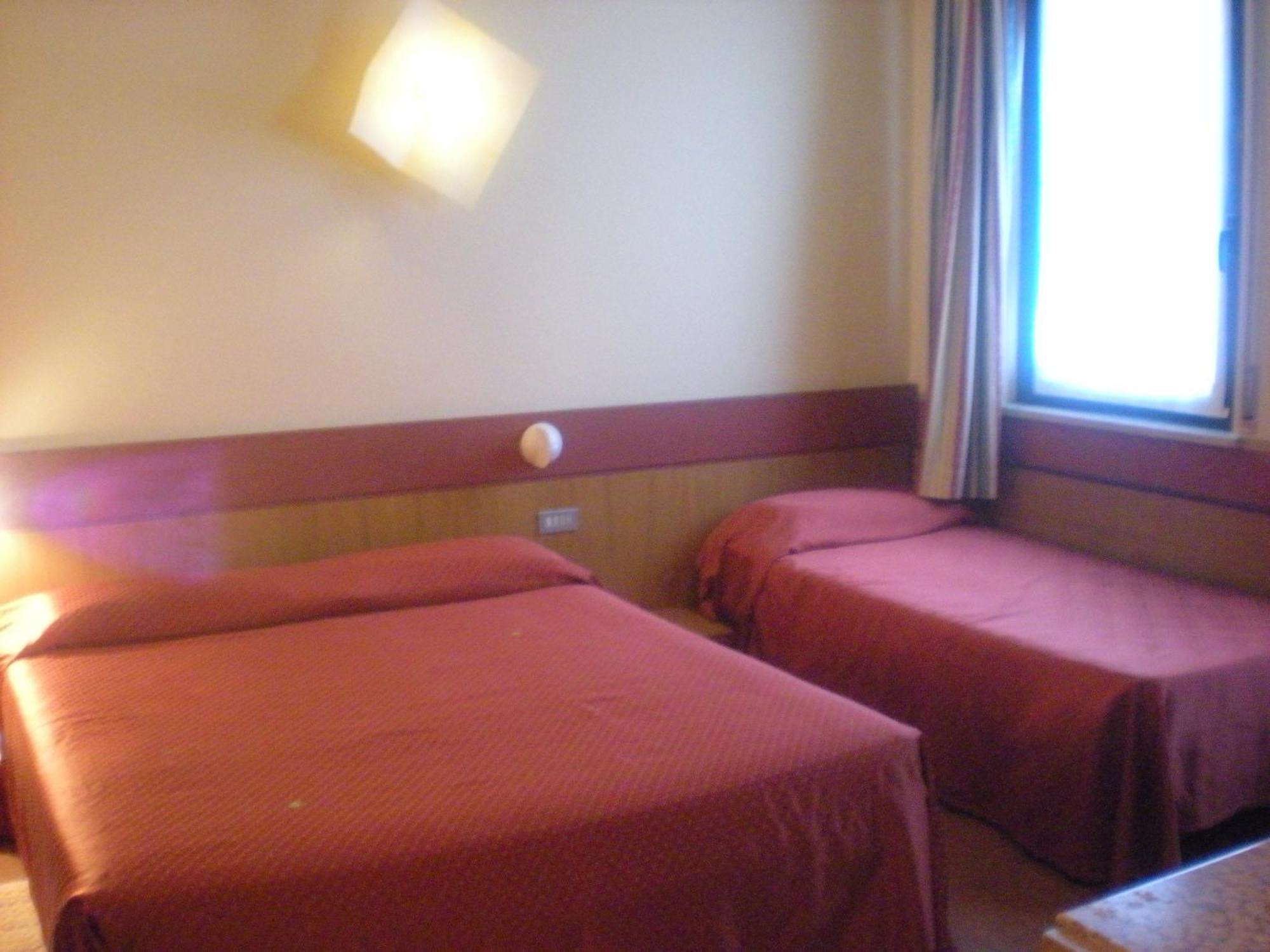 Hotel Roma Bussolengo Exterior photo